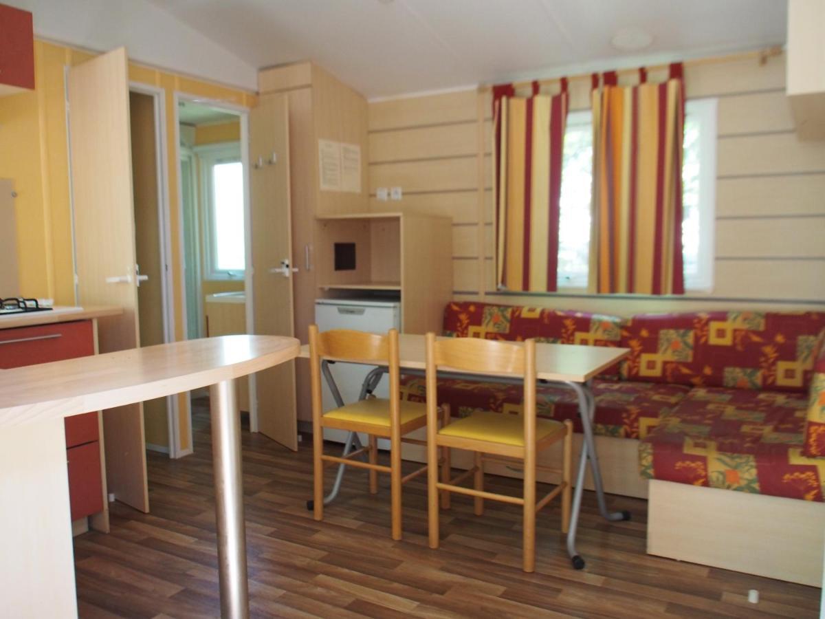 Camping Mas Du Sartre Saint Alban Auriolles Exteriér fotografie